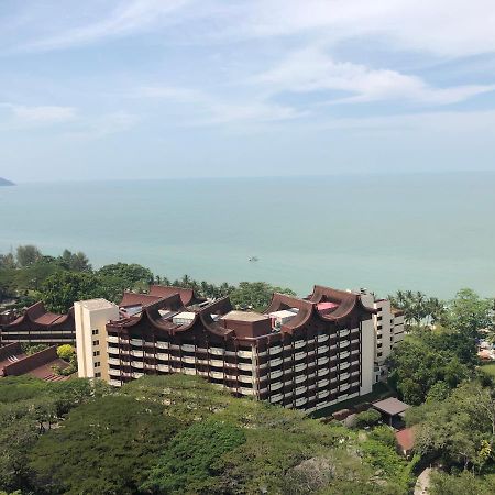 Susie'S Resort Seaview Suites At Sri Sayang Batu Ferringhi Kültér fotó