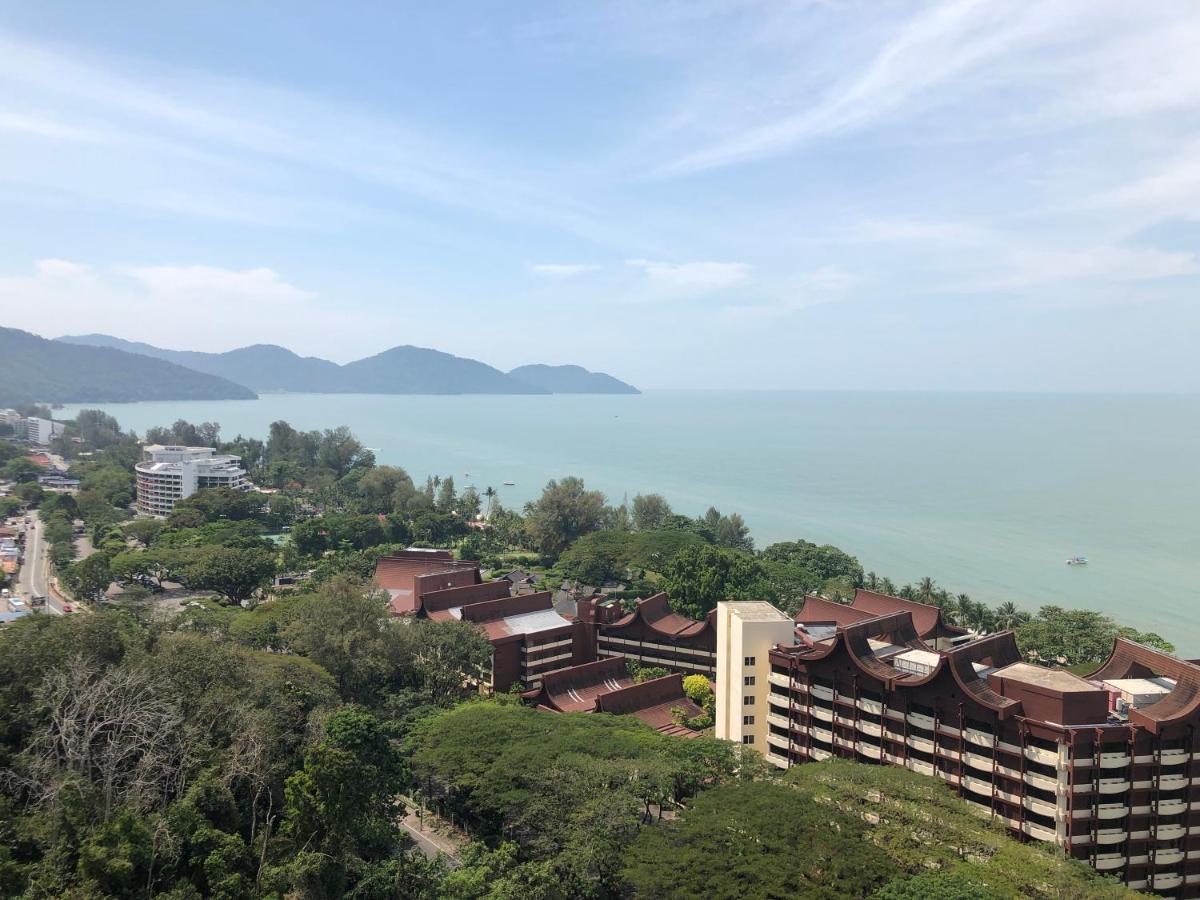 Susie'S Resort Seaview Suites At Sri Sayang Batu Ferringhi Kültér fotó